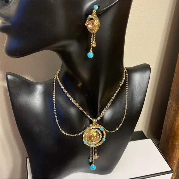 Gold and Turquoise Jewelry Set - Picture 1 of 10